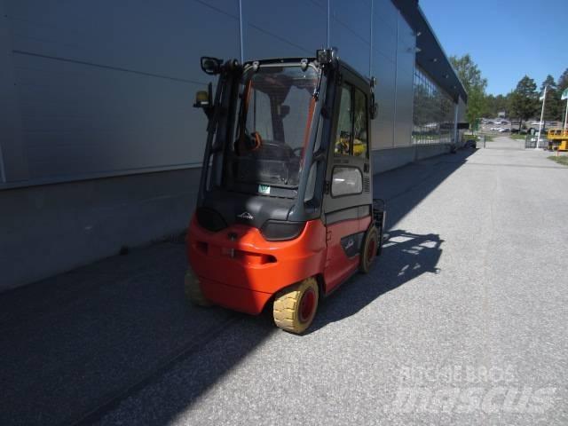 Linde E 30 Stivuitor electric