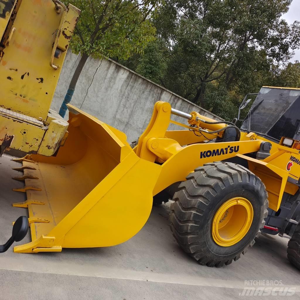 Komatsu WA 380-3 Incarcator pe pneuri