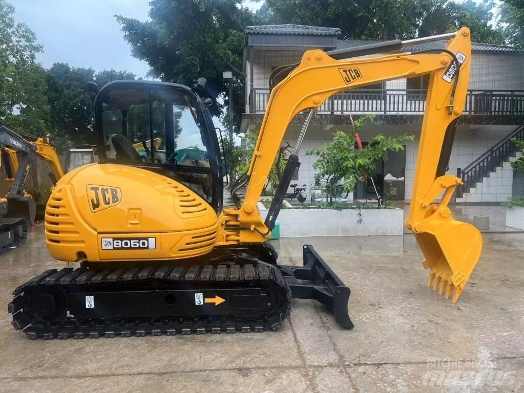 JCB 8050 Excavatoare pe șenile
