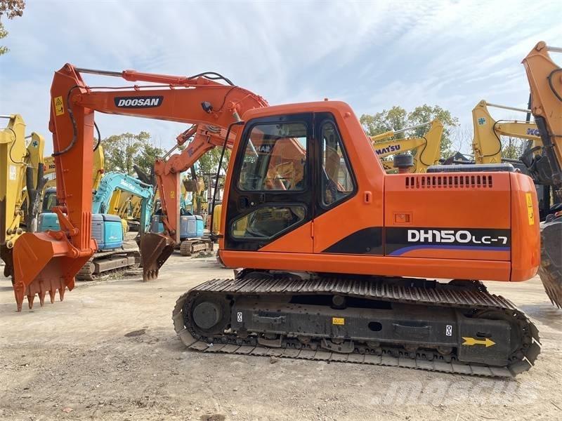Doosan DH 150 Excavatoare pe șenile
