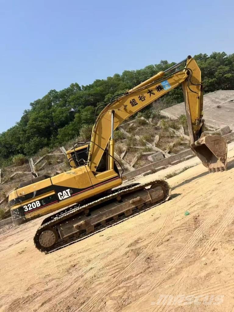CAT 320 B L Excavatoare pe șenile
