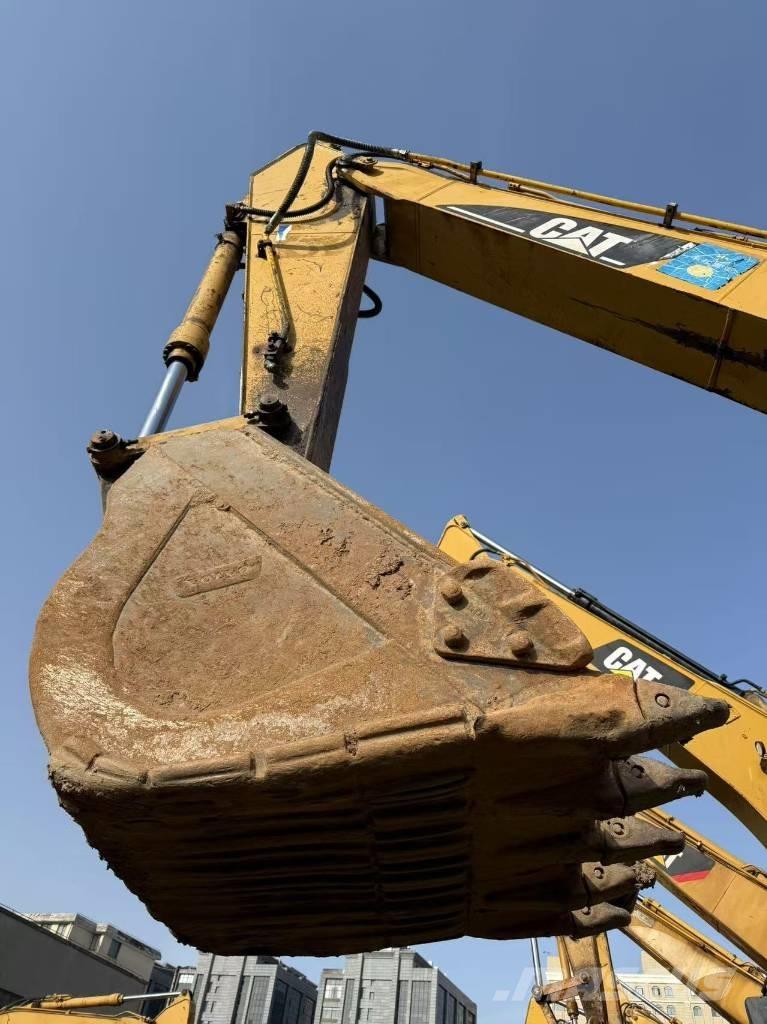 CAT 320 B L Excavatoare pe șenile
