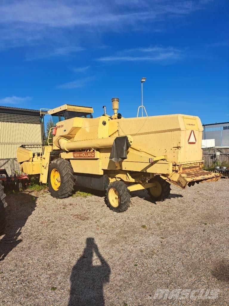 New Holland 8030 H Combine de secerat