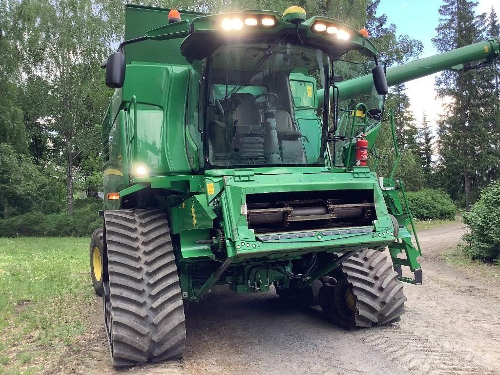 John Deere T 670 Combine de secerat