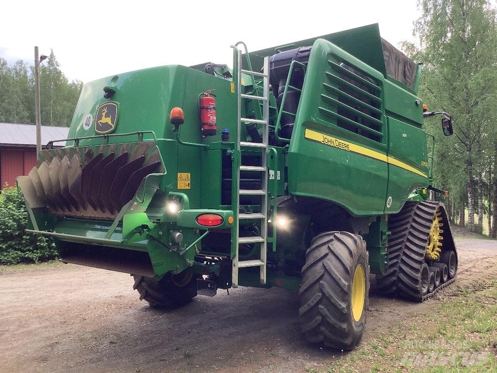 John Deere T 670 Combine de secerat