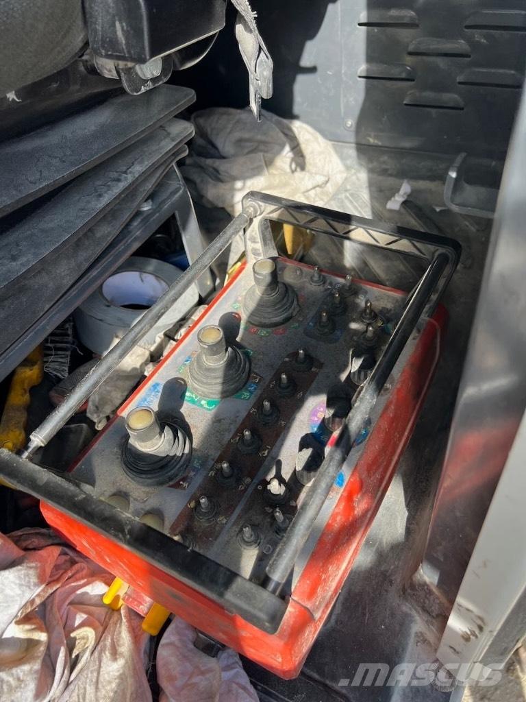 Sandvik DX 800i Echipamente de forare la suprafata