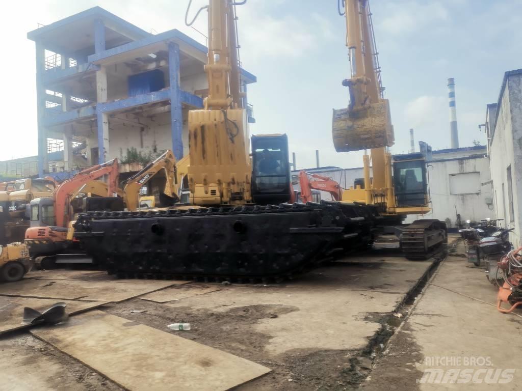 CAT 320 C Excavator amfibiu