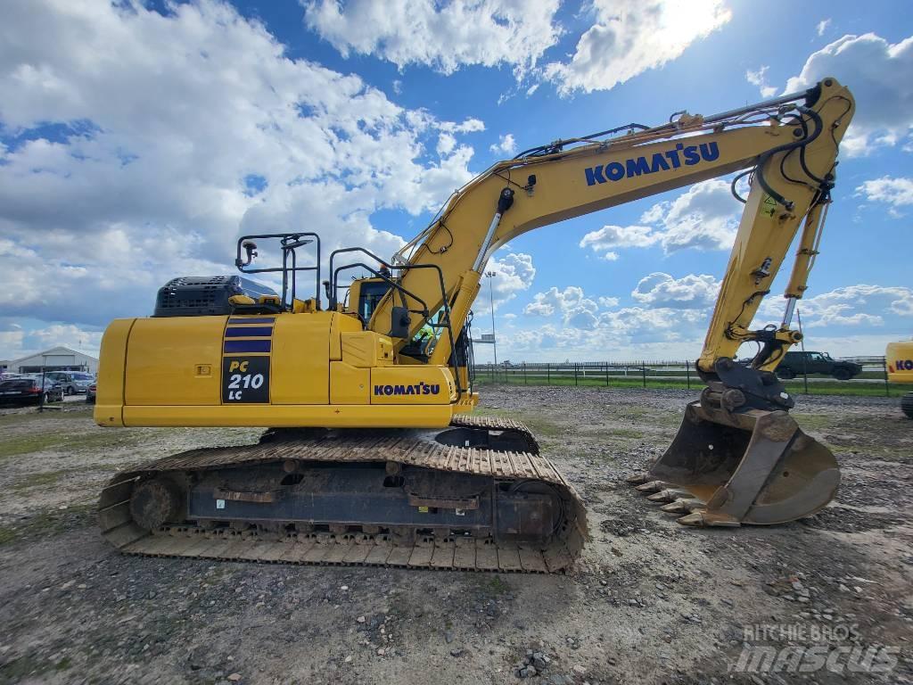Komatsu PC210-11E0 Excavatoare pe șenile
