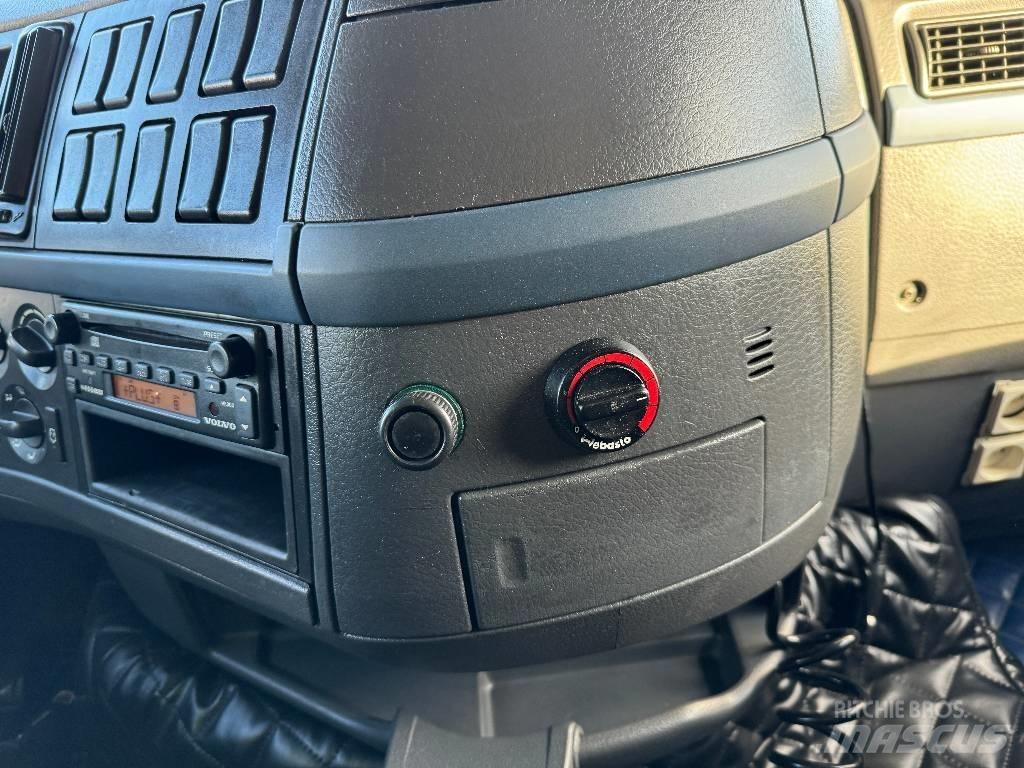 Volvo F 12 Autotractoare