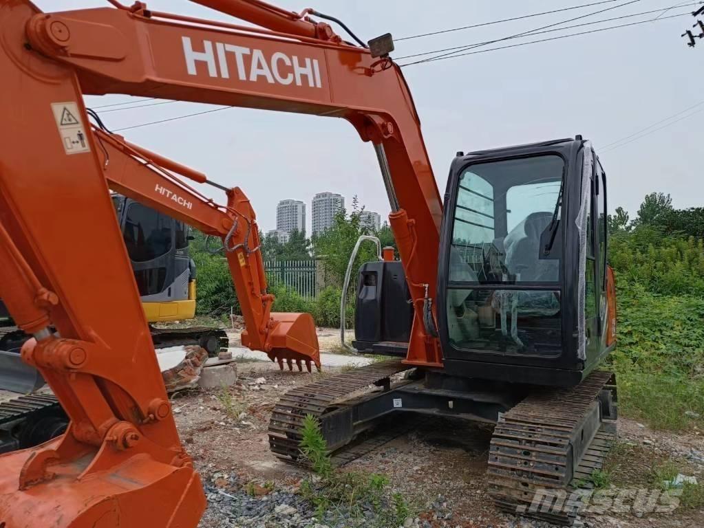 Hitachi ZX70 Mini excavatoare < 7t