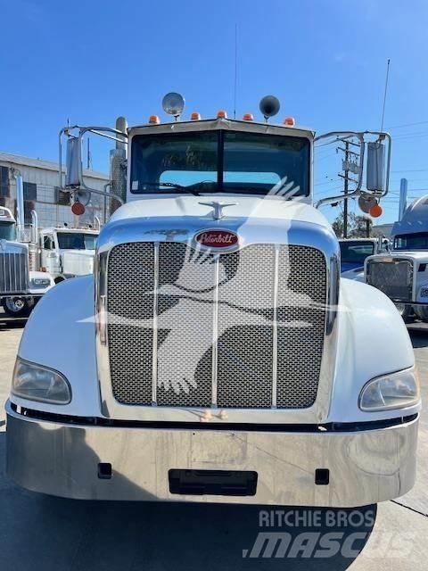 Peterbilt 384 Autotractoare