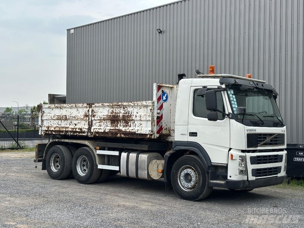 Volvo FM 12 420 Camion cu carlig de ridicare