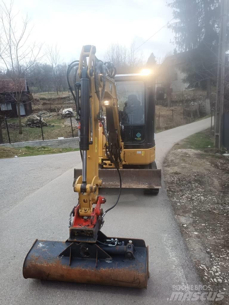 CAT 303 E CR Excavatoare pe șenile
