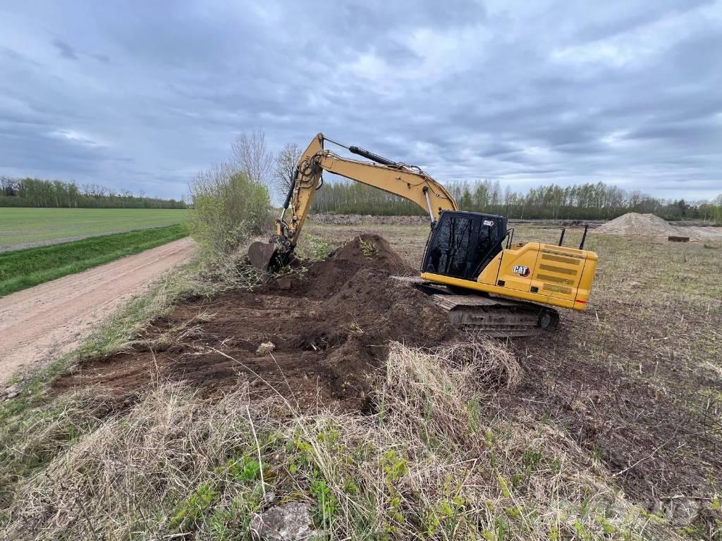 CAT 320 Excavatoare pe șenile
