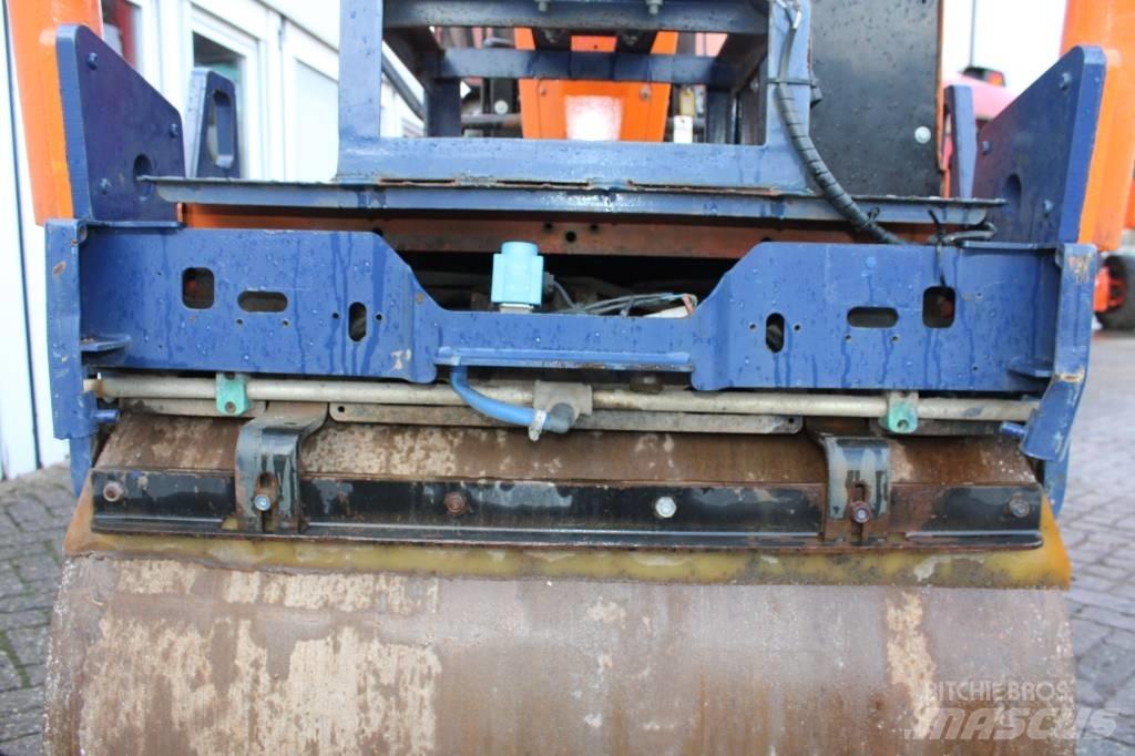 Ammann AV 23 E Cilindri compactori dubli