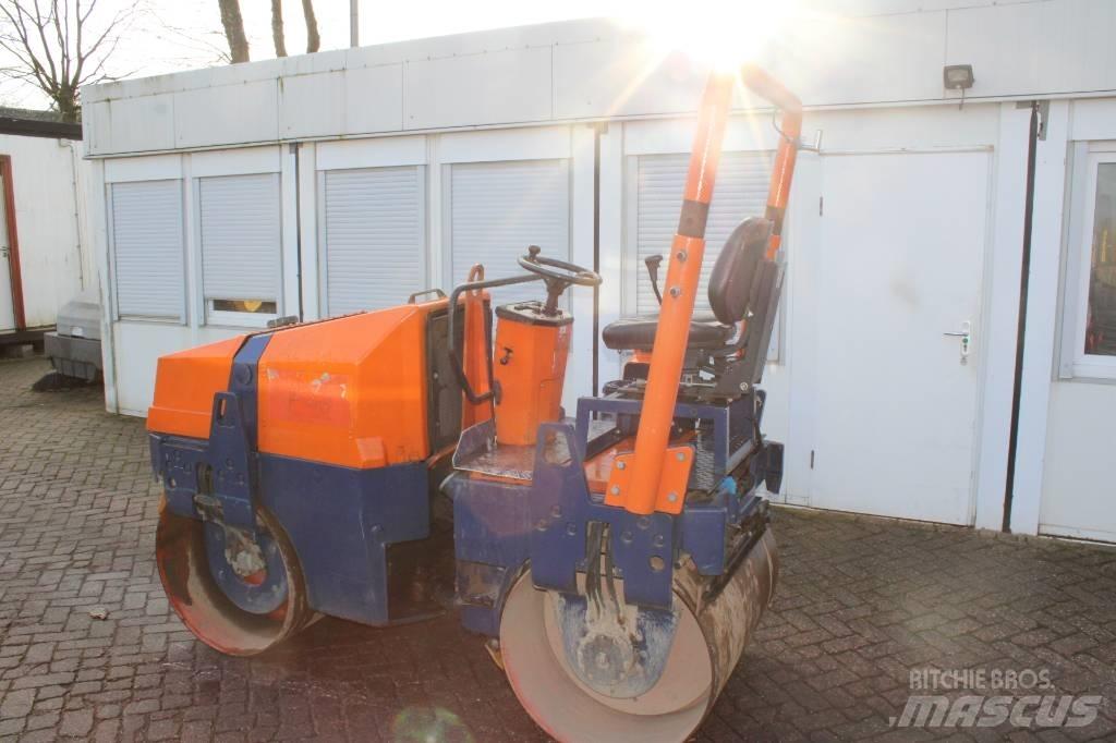 Ammann AV 23 E Cilindri compactori dubli
