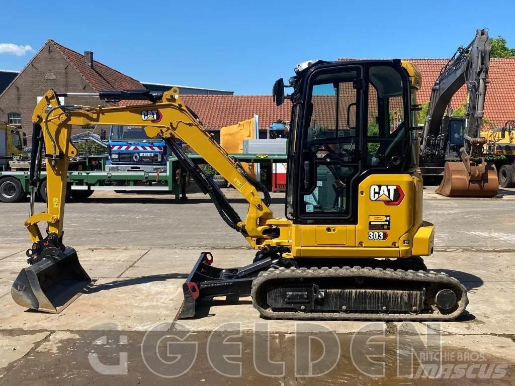 CAT 303 - 3 Buckets Mini excavatoare < 7t