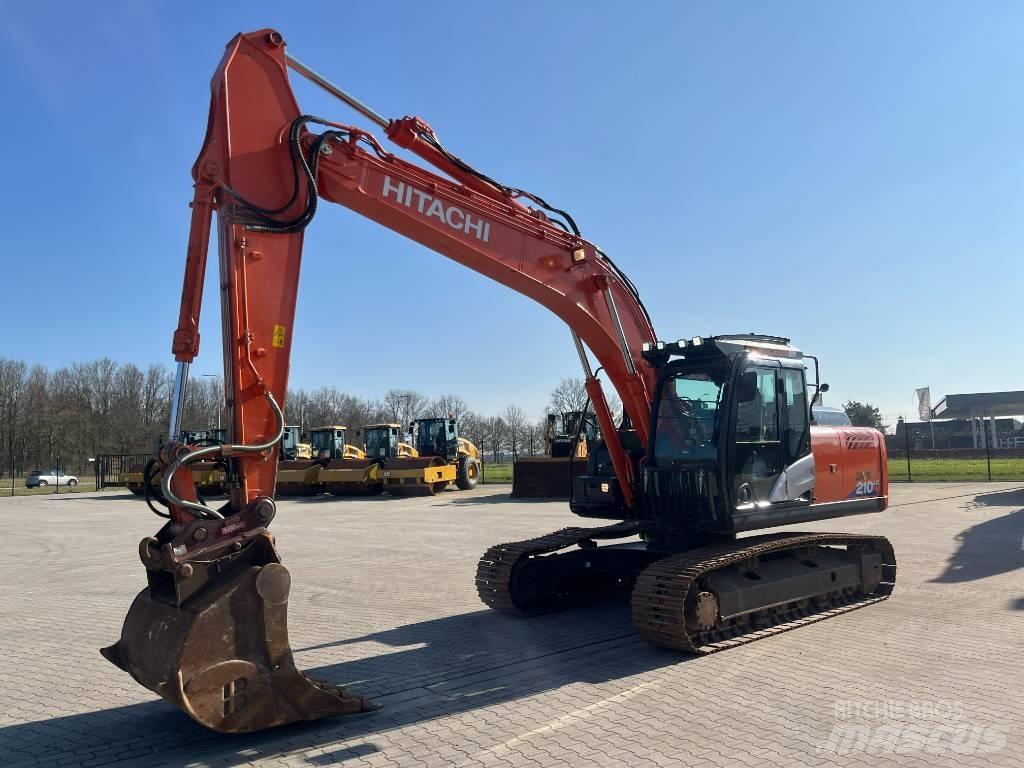 Hitachi ZX 210 LC-6 Excavatoare pe șenile
