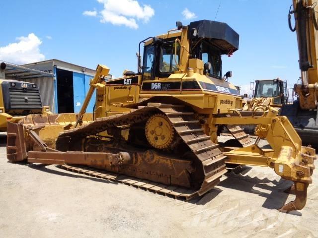 CAT D 6 R II Buldozere pe senile