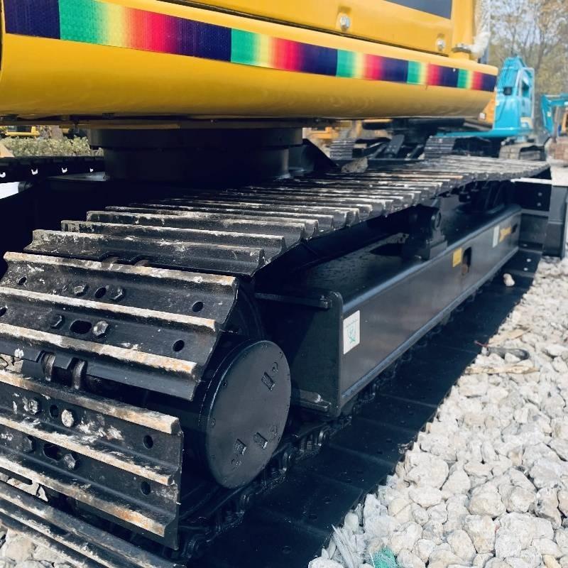 Komatsu PC 70 Excavatoare pe șenile
