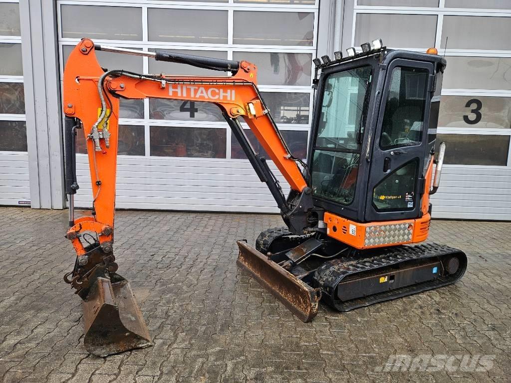 Hitachi ZX26U Mini excavatoare < 7t