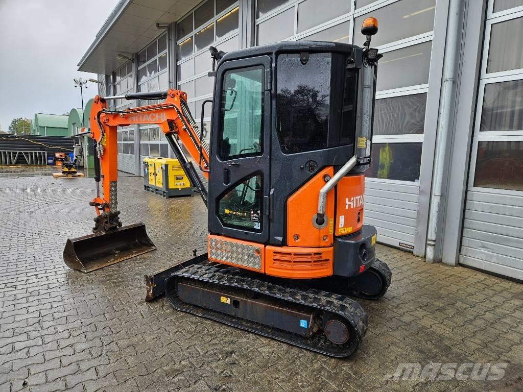 Hitachi ZX26U Mini excavatoare < 7t