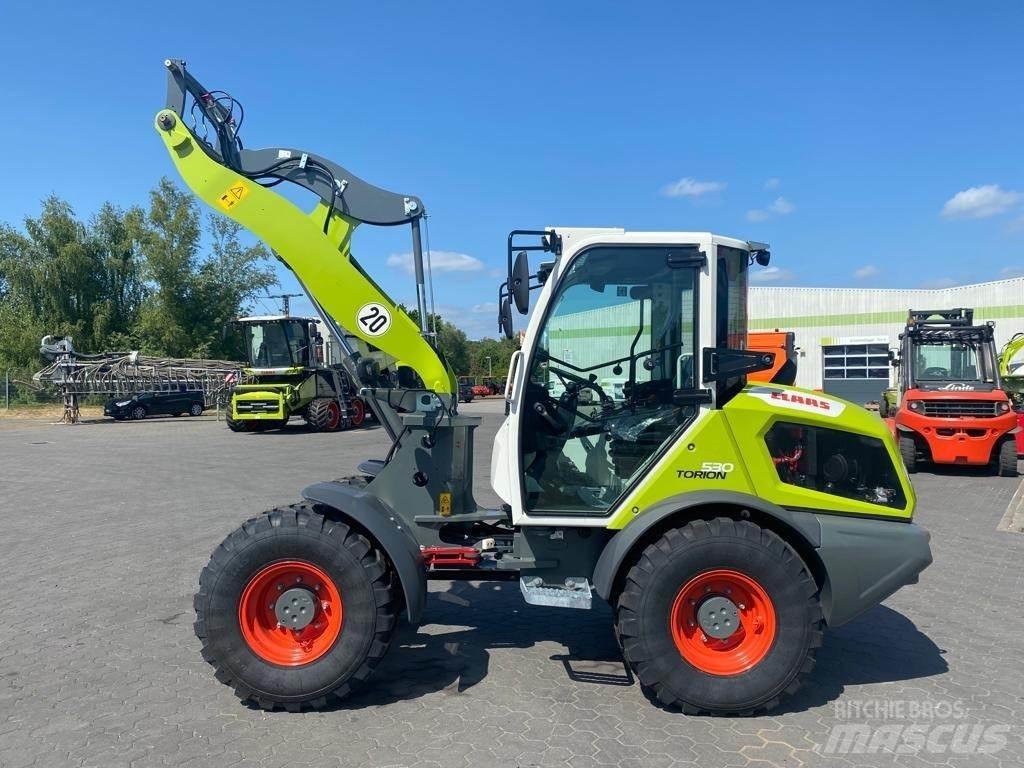 CLAAS Torion 530 Incarcator pe pneuri