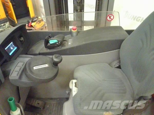 Jungheinrich ETV 216 Stivuitor cu catarg retractabil