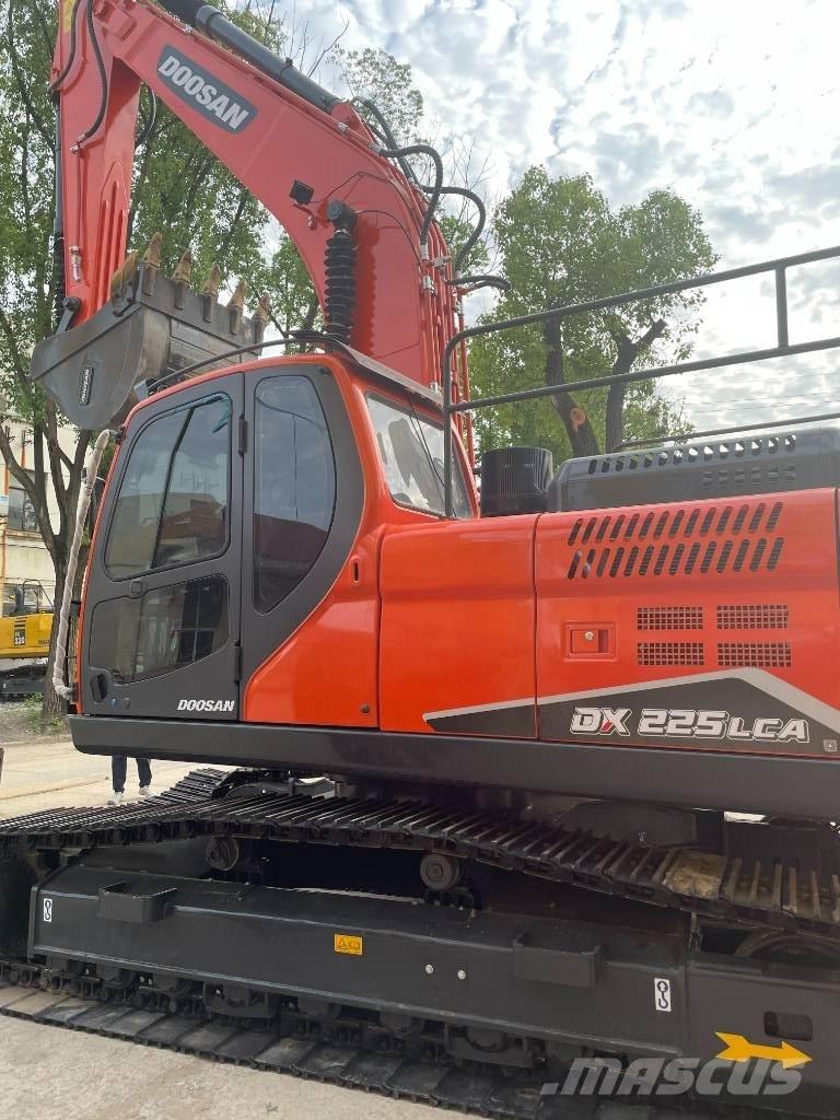 Doosan DX 225 Excavatoare 7t - 12t
