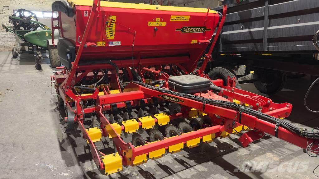 Väderstad Rapid300S Perforatoare