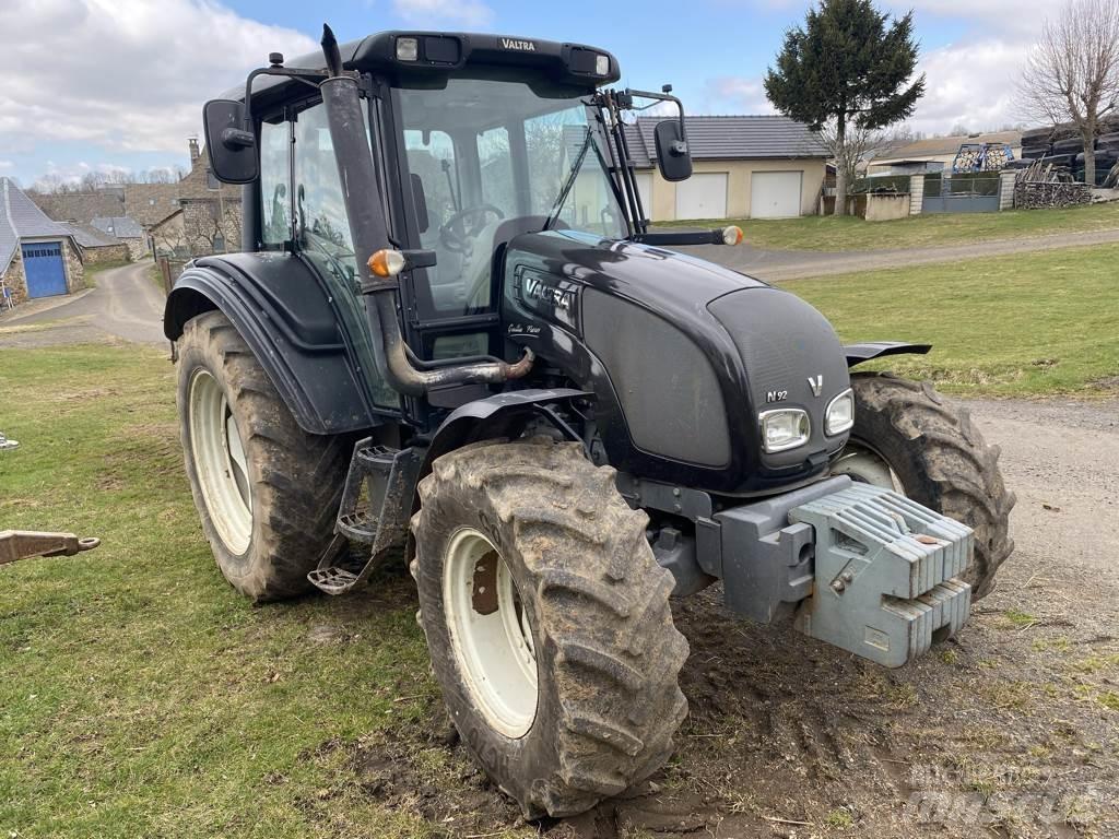 Valtra N92 HITECH Tractoare