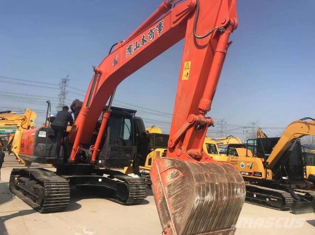 Hitachi 240-3 Excavatoare pe șenile
