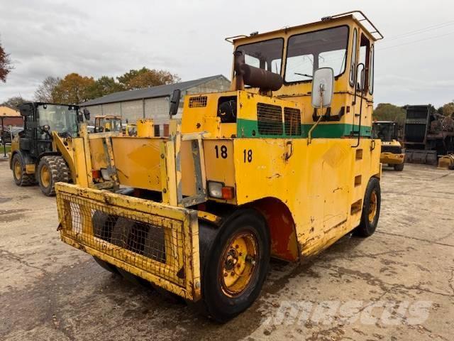 Hamm GRW 15 Cilindri compactori cu roti