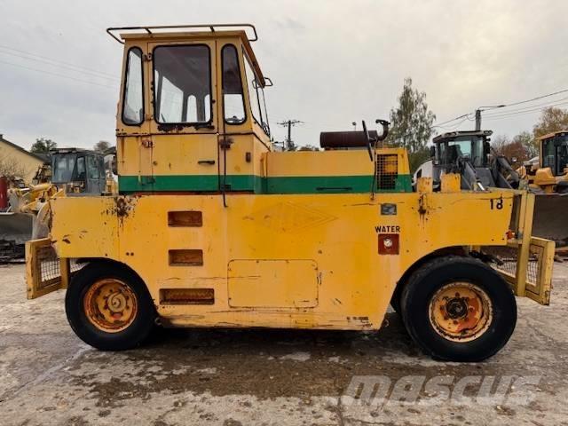 Hamm GRW 15 Cilindri compactori cu roti