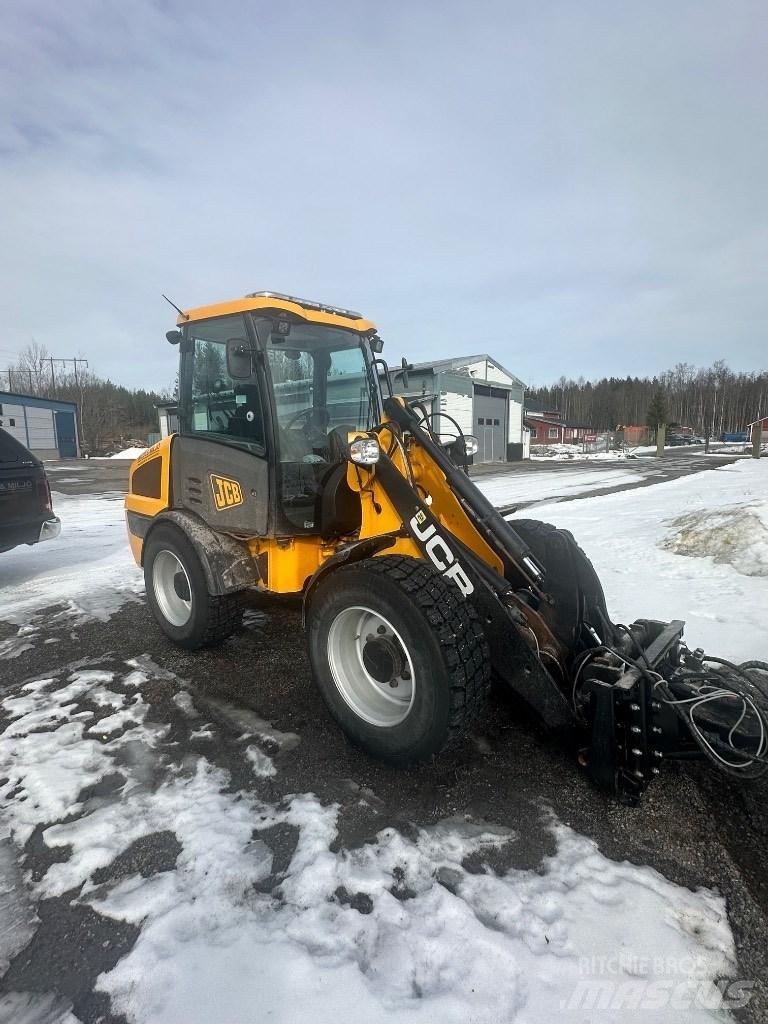 JCB 406 Incarcator pe pneuri