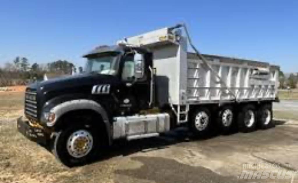 Mack GU 713 Autobasculanta