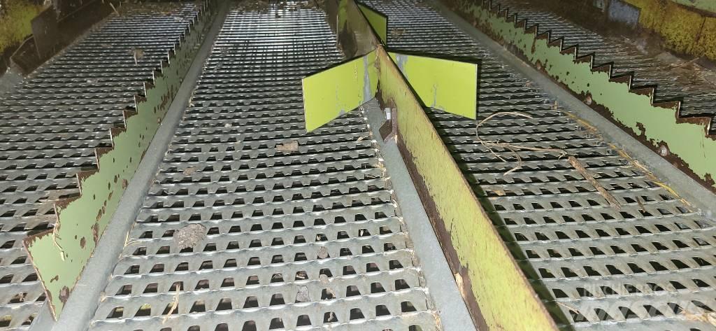 CLAAS Commandor 115 Combine de secerat
