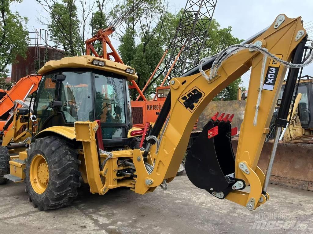 JCB 3 CX Buldoexcavatoare