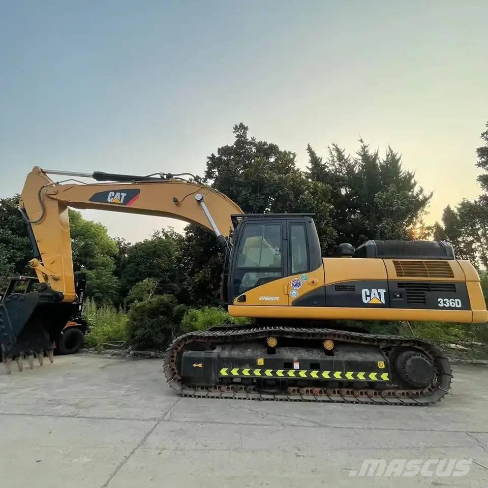 CAT 336D Excavatoare pe șenile
