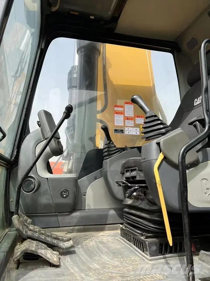 CAT 336D Excavatoare pe șenile
