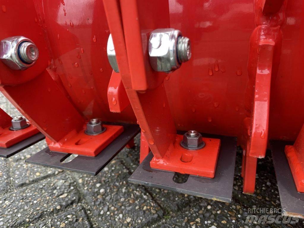 Kuhn HRB303D Cultivatoare de recolte in randuri