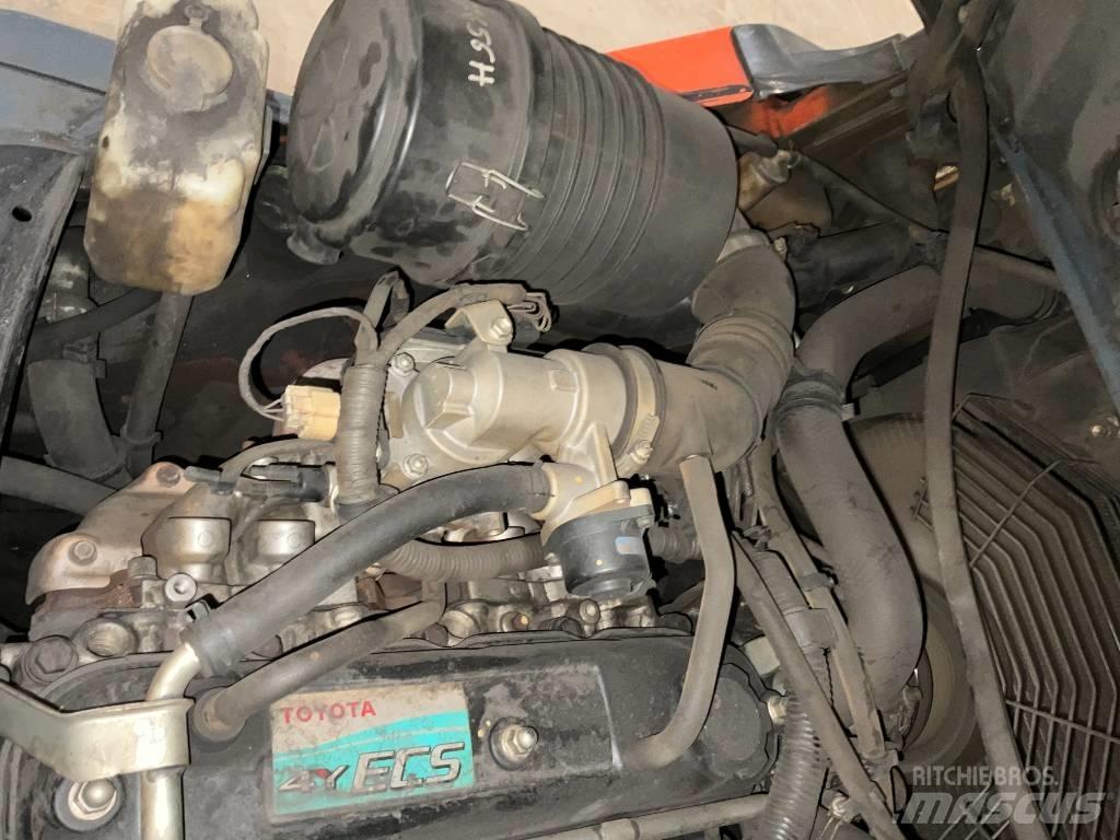 Toyota Tonero 30 Stivuitor GPL