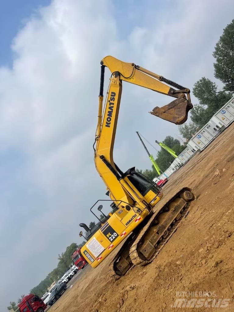 Komatsu pc220-8 Excavatoare pe șenile
