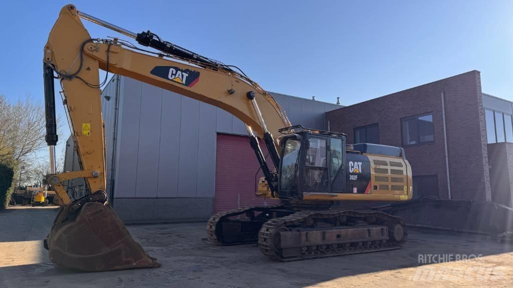 CAT 352 F Excavatoare pe șenile
