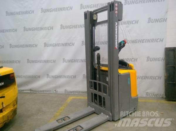 Jungheinrich ERC 212 Transpaleti autopropulsanti