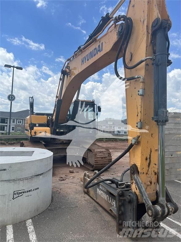 Hyundai HX300L Excavatoare pe șenile
