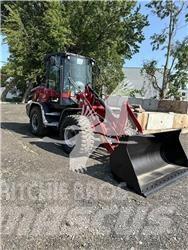 Yanmar V8 Incarcator pe pneuri