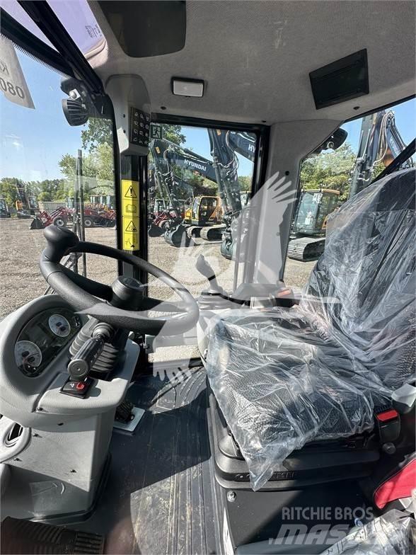 Yanmar V8 Incarcator pe pneuri