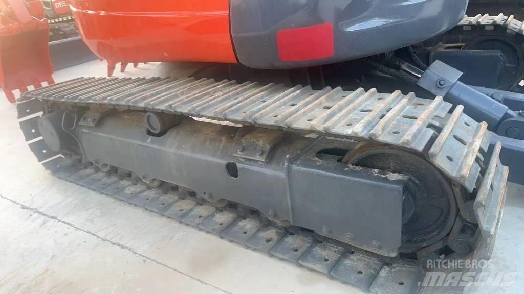 Kubota U 35 Excavatoare pe șenile
