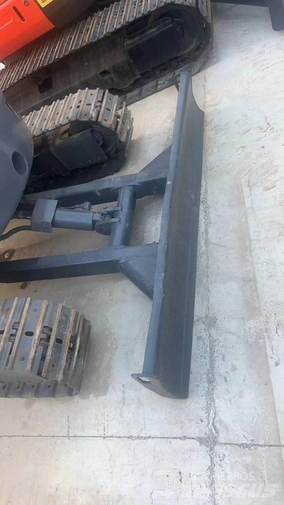 Kubota U 35 Excavatoare pe șenile
